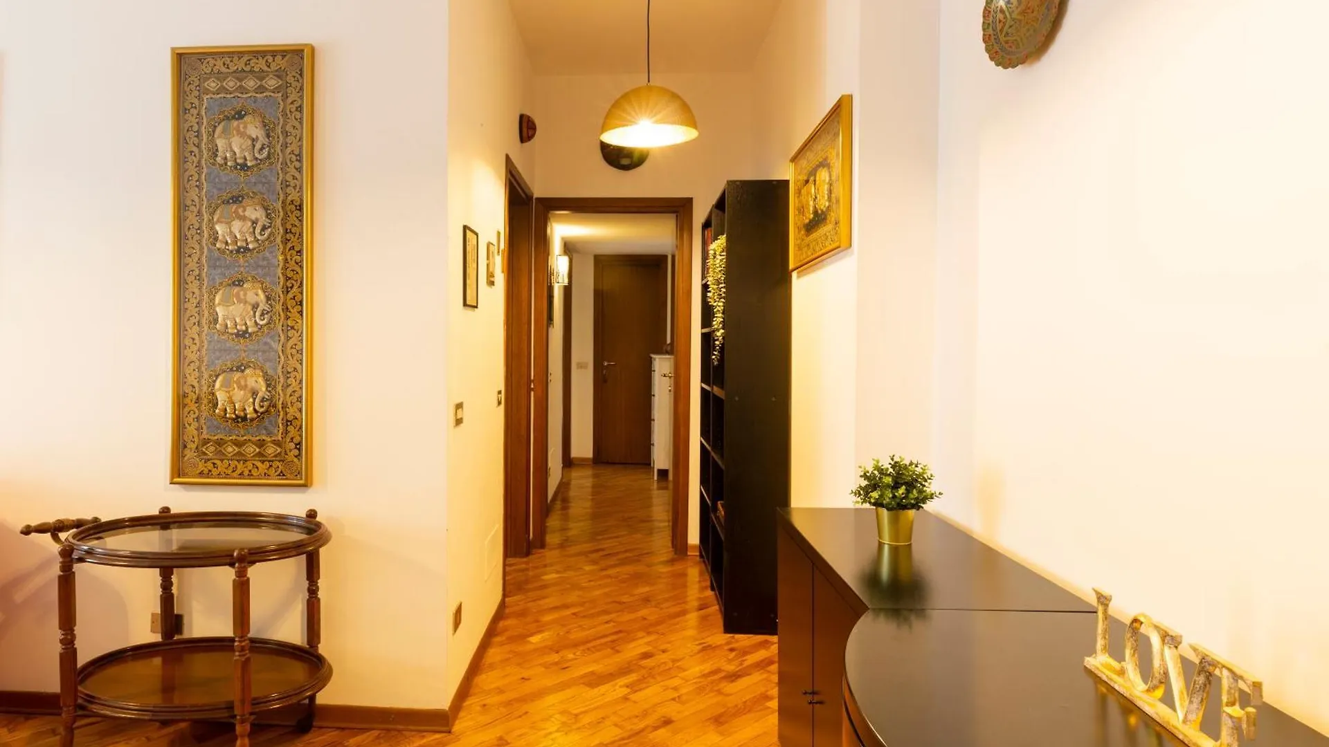 Trendy Corner - Fashion District Daire Milano 0*,
